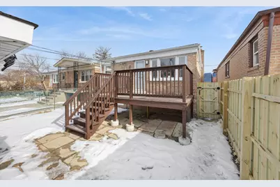 8948 S Vincennes Avenue, Chicago, IL 60620 - Photo 23