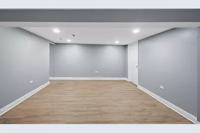 8948 S Vincennes Avenue, Chicago, IL 60620 - Photo 13