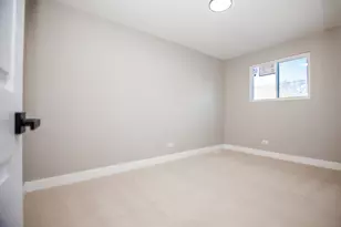 306 W 111th St, Chicago, IL 60628 - Photo 9