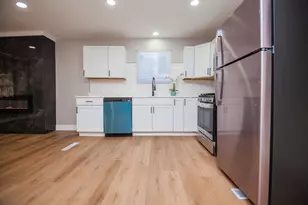 306 W 111th St, Chicago, IL 60628 - Photo 5