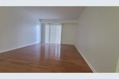 1603 N Windsor Drive #202, Arlington Heights, IL 60004 - Photo 3