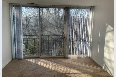 5820 Oakwood Drive #5L, Lisle, IL 60532 - Photo 5