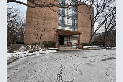 5820 Oakwood Drive #5L, Lisle, IL 60532 - Photo 1