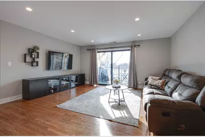 725 Limerick Lane #2D, Schaumburg, IL 60193 - Photo 3