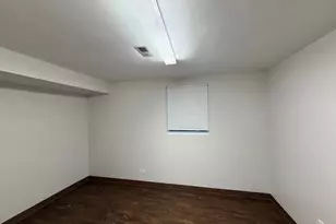 29W526 Winchester Circle, Warrenville, IL 60555 - Photo 13