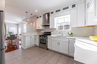 606 Bellwood Avenue, Bellwood, IL 60104 - Photo 3