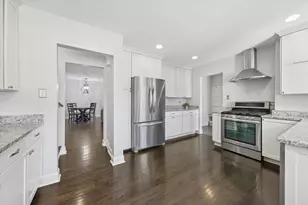 271 Sunset Ave, Glen Ellyn, IL 60137 - Photo 5