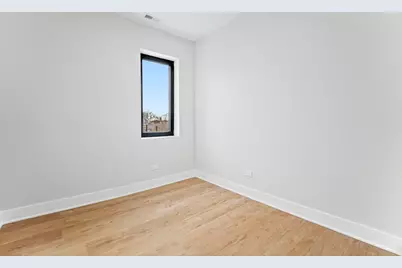 818 S Karlov Avenue, Chicago, IL 60624 - Photo 35