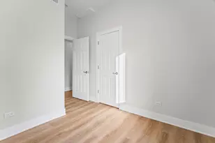 818 S Karlov Ave, Chicago, IL 60624 - Photo 15