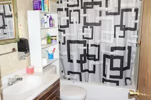 1404 S Monroe St, Streator, IL 61364 - Photo 5