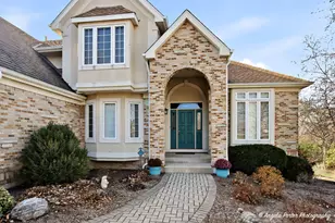 7209 Ridge Ct, Spring Grove, IL 60081 - Photo 3