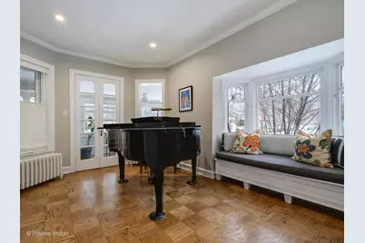 1049 Hinman Avenue, Evanston, IL 60202 - Photo 11