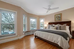 1049 Hinman Ave, Evanston, IL 60202 - Photo 17