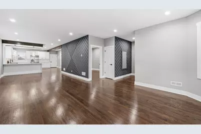 4422 W Iowa Street, Chicago, IL 60651 - Photo 9