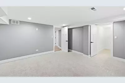 4422 W Iowa Street, Chicago, IL 60651 - Photo 17