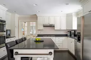 2775 Sheridan Rd, Evanston, IL 60201 - Photo 11