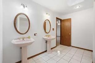 16236 Princeton Ave, Tinley Park, IL 60477 - Photo 19