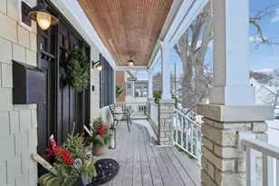 1521 Gregory Ave, Wilmette, IL 60091 - Photo 3