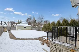 1521 Gregory Ave, Wilmette, IL 60091 - Photo 39