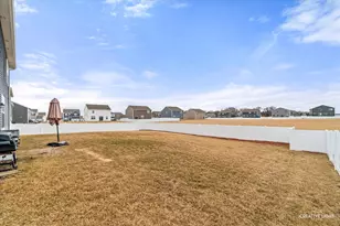 2730 Berrywood Ln, Yorkville, IL 60560 - Photo 25