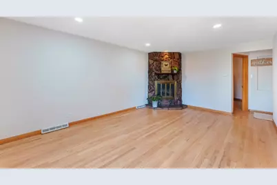 6210 W 64th Street, Chicago, IL 60638 - Photo 11