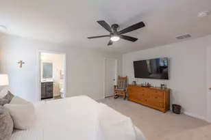 3363 Helene Rieder Dr, Montgomery, IL 60538 - Photo 11