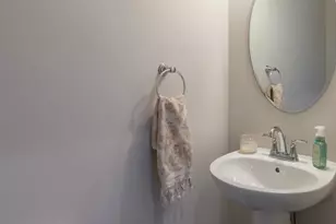 3363 Helene Rieder Dr, Montgomery, IL 60538 - Photo 9