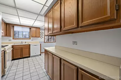 1258 Chalet Road #201, Naperville, IL 60563 - Photo 13