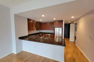 240 E Illinois St, Chicago, IL 60611 - Photo 9