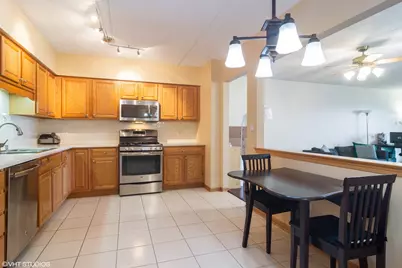 200 W Campbell Street #501, Arlington Heights, IL 60005 - Photo 9