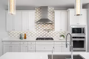 1127 Hibbard Rd, Naperville, IL 60563 - Photo 11