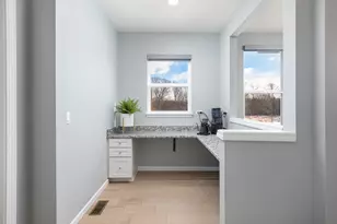 1127 Hibbard Rd, Naperville, IL 60563 - Photo 19