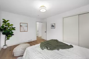 [Address not provided], Aurora, IL 60506 - Photo 9