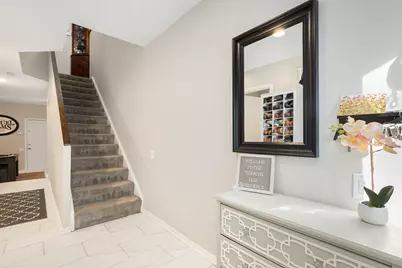 2501 N Wayne Avenue #14, Chicago, IL 60614 - Photo 3