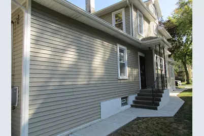369 S Chicago Avenue, Kankakee, IL 60901 - Photo 5