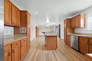 4320 W Grand Ridge Rd, Verona, IL 60479 - Photo 7