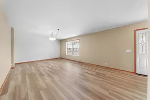 4320 W Grand Ridge Rd, Verona, IL 60479 - Photo 5