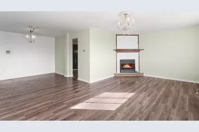 4711 Saint Joseph Creek Drive #5H, Lisle, IL 60532 - Photo 5