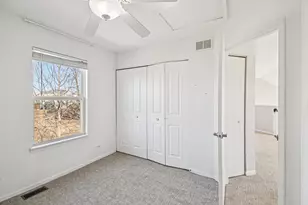 2834 Forestview Dr, Carpentersville, IL 60110 - Photo 29