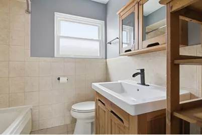 [Address not provided], Berwyn, IL 60402 - Photo 13