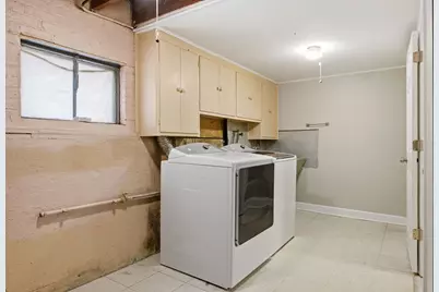 [Address not provided], Berwyn, IL 60402 - Photo 25