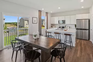 984 Sapphire Ln, Montgomery, IL 60538 - Photo 7