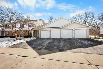 385 Woodview Circle #B, Elgin, IL 60120 - Photo 31
