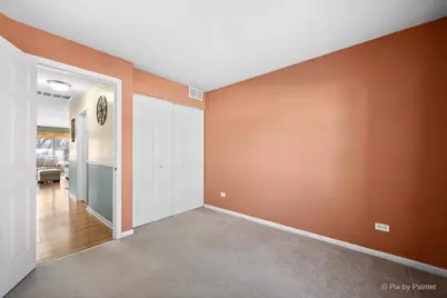 385 Woodview Circle #B, Elgin, IL 60120 - Photo 17