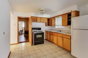 1833 Oak Park Ave, Berwyn, IL 60402 - Photo 7