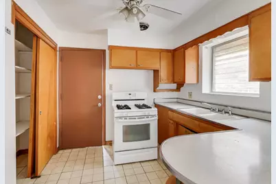 1833 Oak Park Avenue, Berwyn, IL 60402 - Photo 21