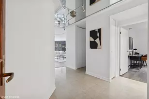 401 E Ontario St, Chicago, IL 60611 - Photo 3