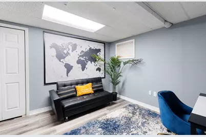 1211 Diane Lane, Elk Grove Village, IL 60007 - Photo 17