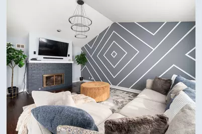 1211 Diane Lane, Elk Grove Village, IL 60007 - Photo 7