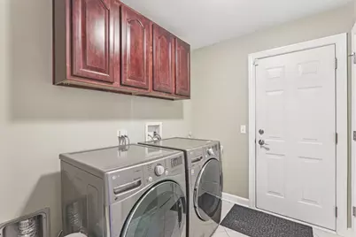 911 Tipperary Street, Gilberts, IL 60136 - Photo 17